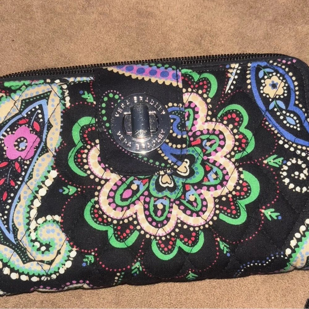 Vera Bradley Kiev Paisley Tote w/ wallet - Picture 5 of 6